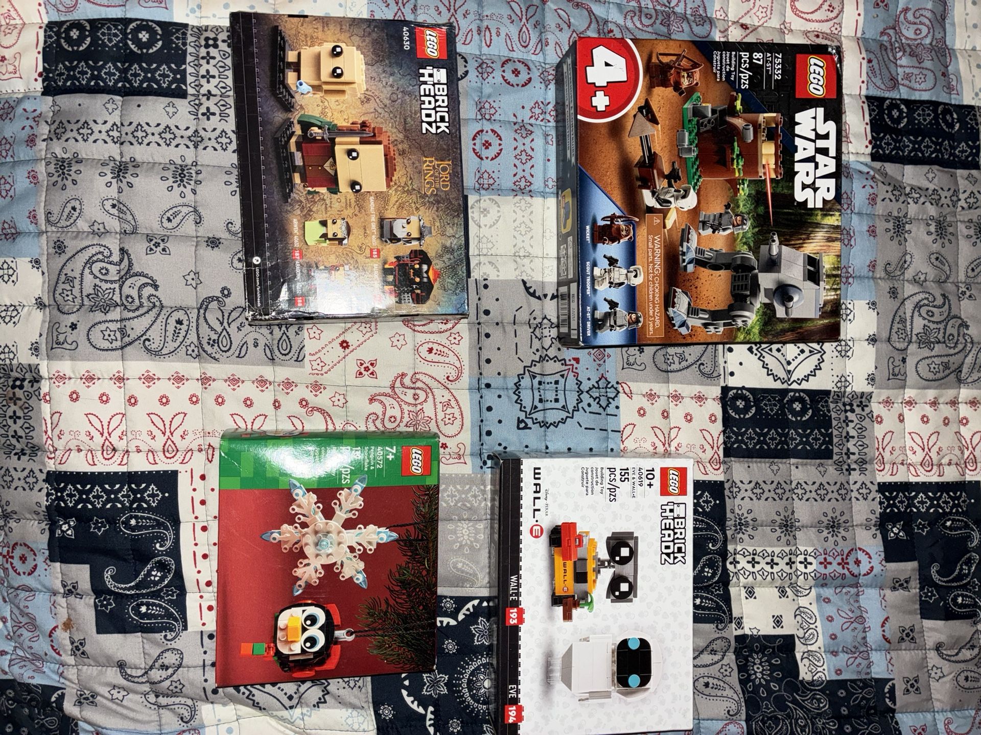 Selling a sealed LEGO bundle — all boxes unopened and complete. Some minor cosmetic wear on the boxes (shown in pictures), but new inside.