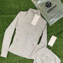 Lululemon White Set Size 4