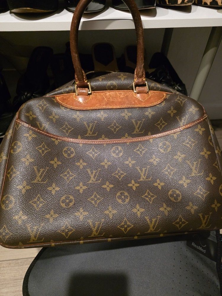 Louis Vuitton Handbag
