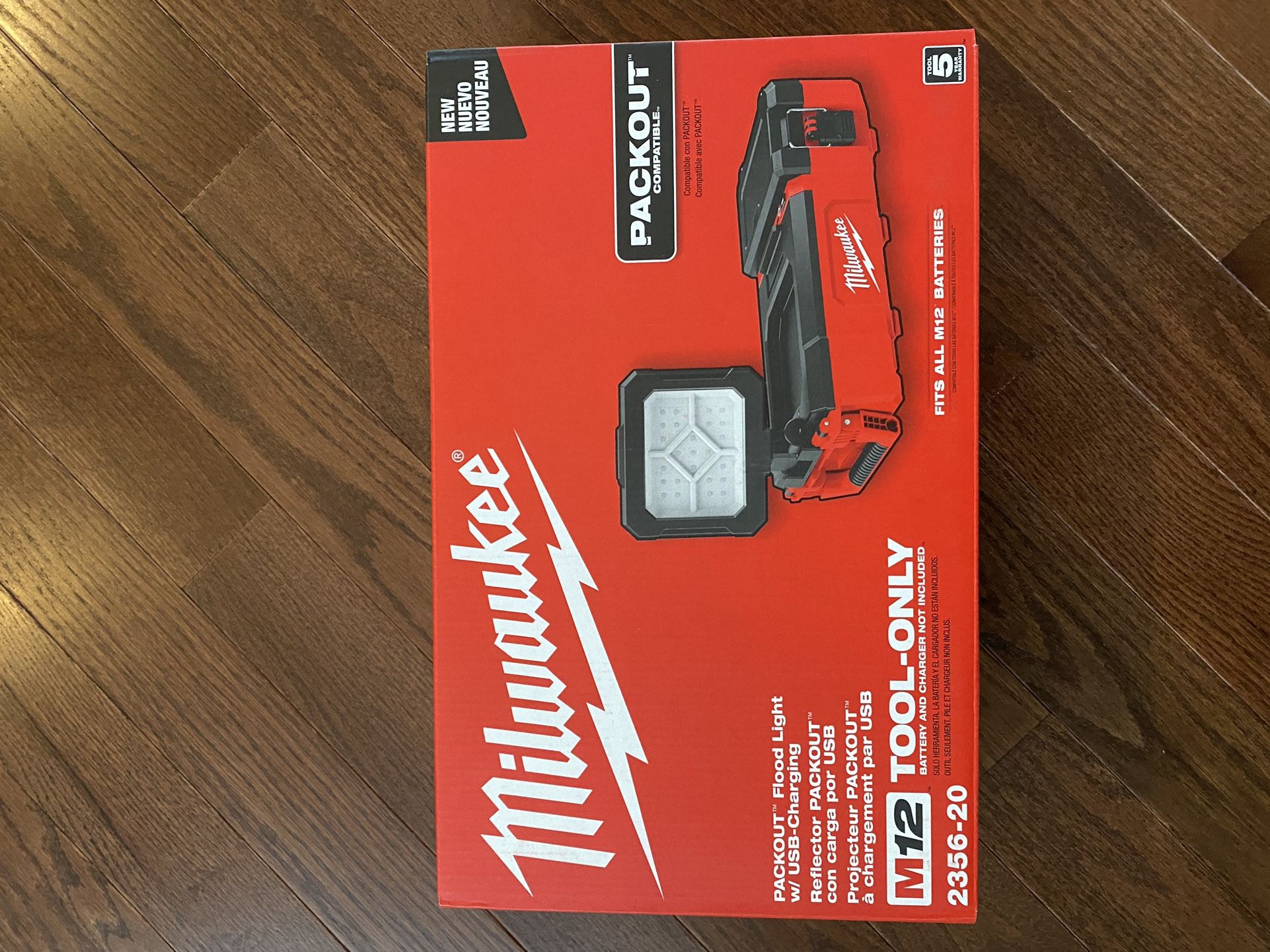 Milwaukee M12 12-Volt Lithium-Ion Cordless PACKOUT Flood Light w/USB Charging