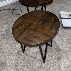 SET OF 3 : WOODEN TABLES 