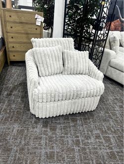 White Chunky Ribbed Accent Chair