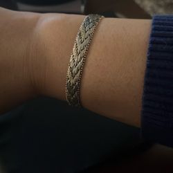 Chevron Bracelet 