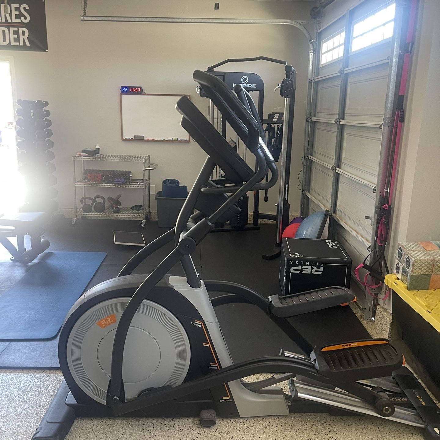 NordicTrack Elite 12.7 Elliptical for Sale in El Cajon CA OfferUp