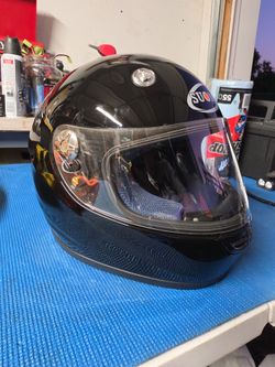Sport bike helmet size L