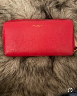 Tory Burch wallet