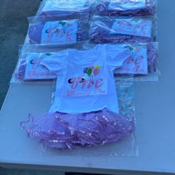 Set De dos Piesas Para Un Año $20 Por Todas Son 7 Sets 