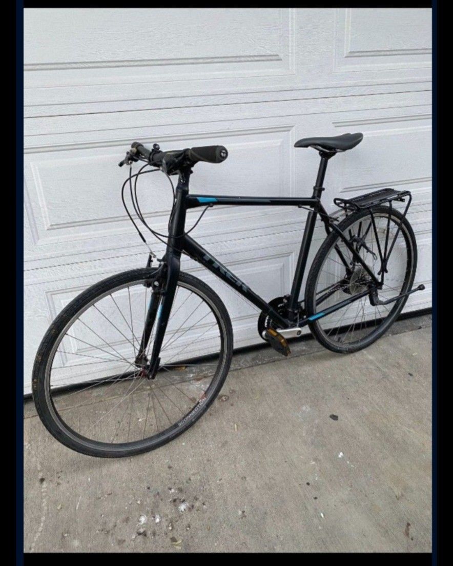 Trek Fx Hybrid Size Xl Wheels 700cc Speeds 21 With Rear Rack