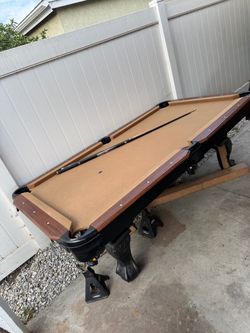 7’ pool table