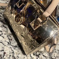 Gold Michael Kors Bag Selling All My Stuff Need Gone In Two Days 