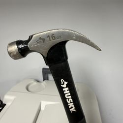 Husky 16 oz Hammer