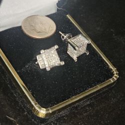 10k White Gold Real Diamond Earrings 