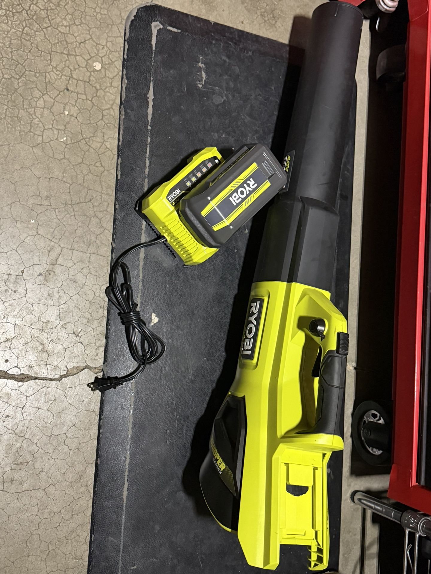 BRANDNEW 40v RYOBI BLOWER KIT