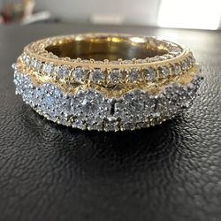 18k Gold Diamond Ring sz 6.5