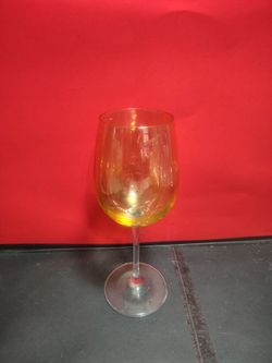 4 ART GLASS HONEY GOLD and CLEAR WINE GLASSES