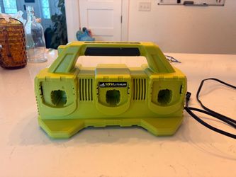Ryobi ONE+ 18V 6-Port Battery Charger