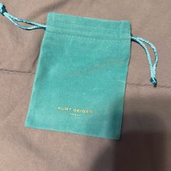 Kurt Geiger Jewelry Dust Bag 