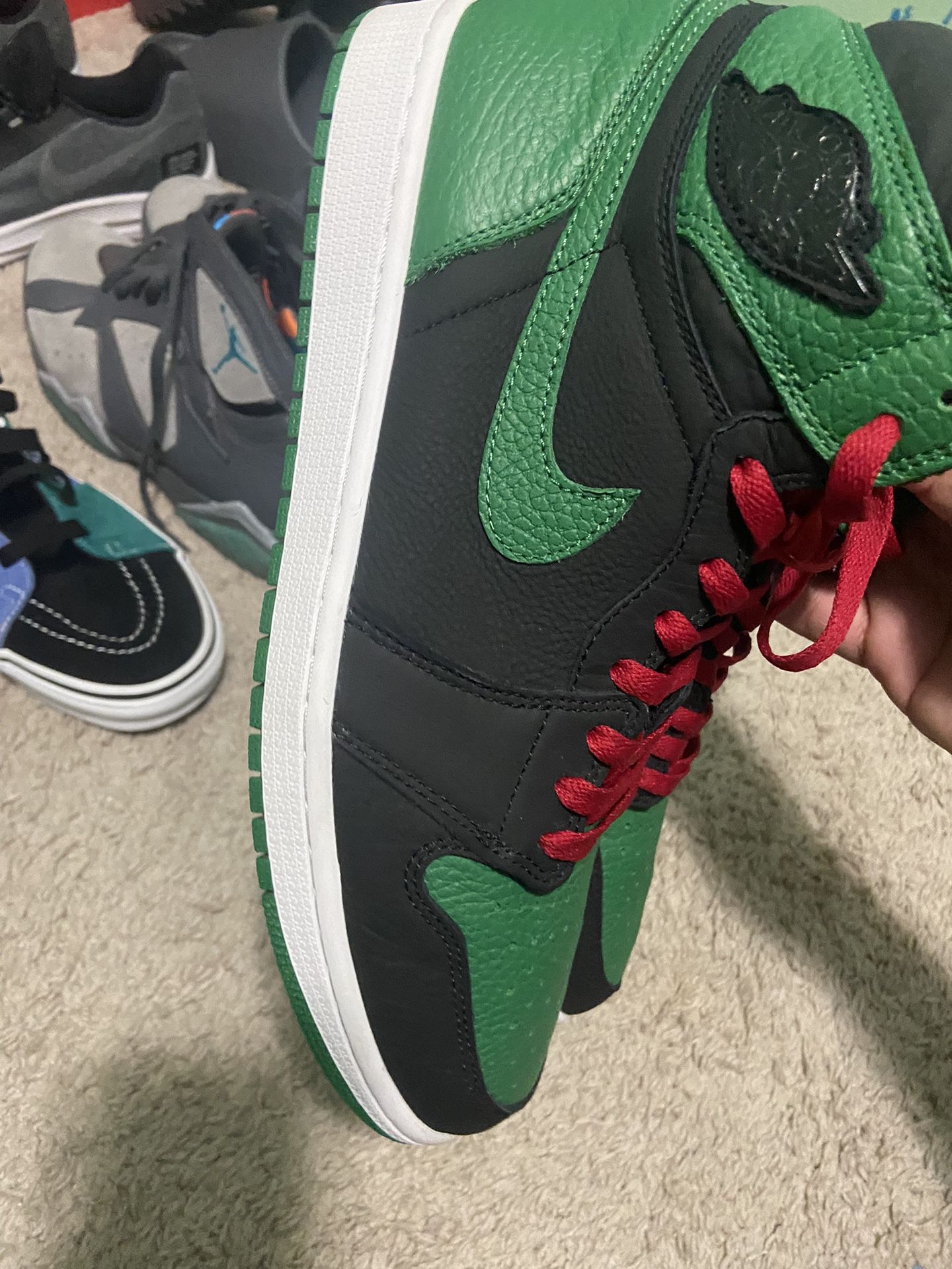 Jordan one Pine Green