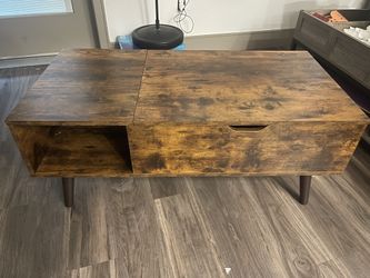 Wood Lift-Top Coffee Table