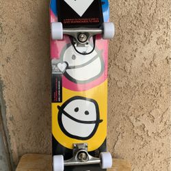 THE HEART SUPPLY SKATEBOARD 7.5 INCHES HIGH DENSITY WOOD DECK ABEC 5 SPEED BEARINGS 