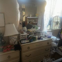 $20 Mirror Dresser With Nightstand 