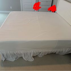 Zinus 12” King Size Mattress 
