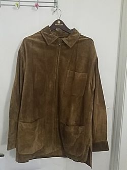 Banana Republic men's pre-owned suede leather jacket size small