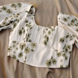 Abercrombie & Fitch White Sage Green Floral Smocked Crop Top Puff Sleeve Size Small