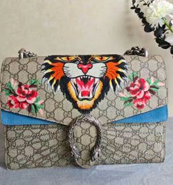 Gucci Leather Shoulder Bags Dionysus GG Supreme Canvas With Embroidered Tiger & Flowers Chain Shoulder Bag