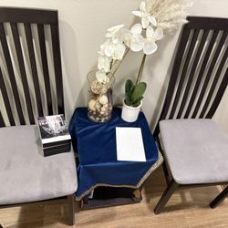 Set of 4 High-Back Dining Chairs – Black with Grey Cushions