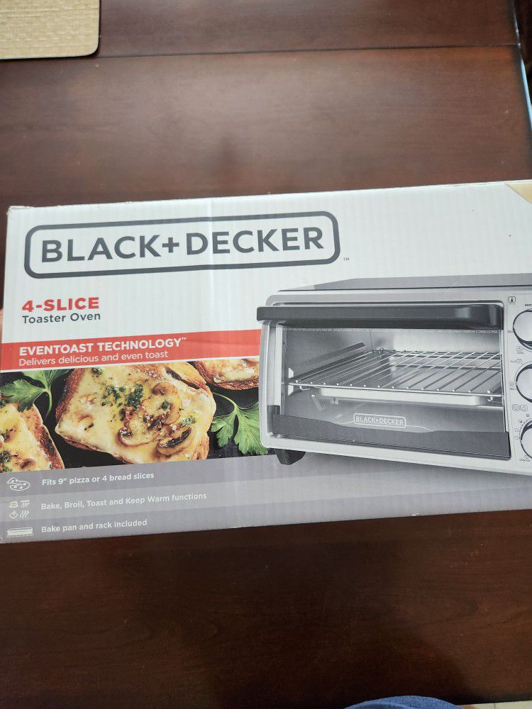 BLACK+DECKER 4-Slice Toaster Oven for Sale in Gilbert, AZ - OfferUp