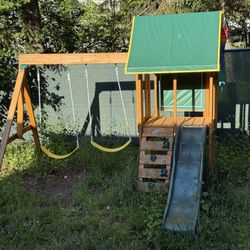 Children’s Play set With Swing And Slide 
