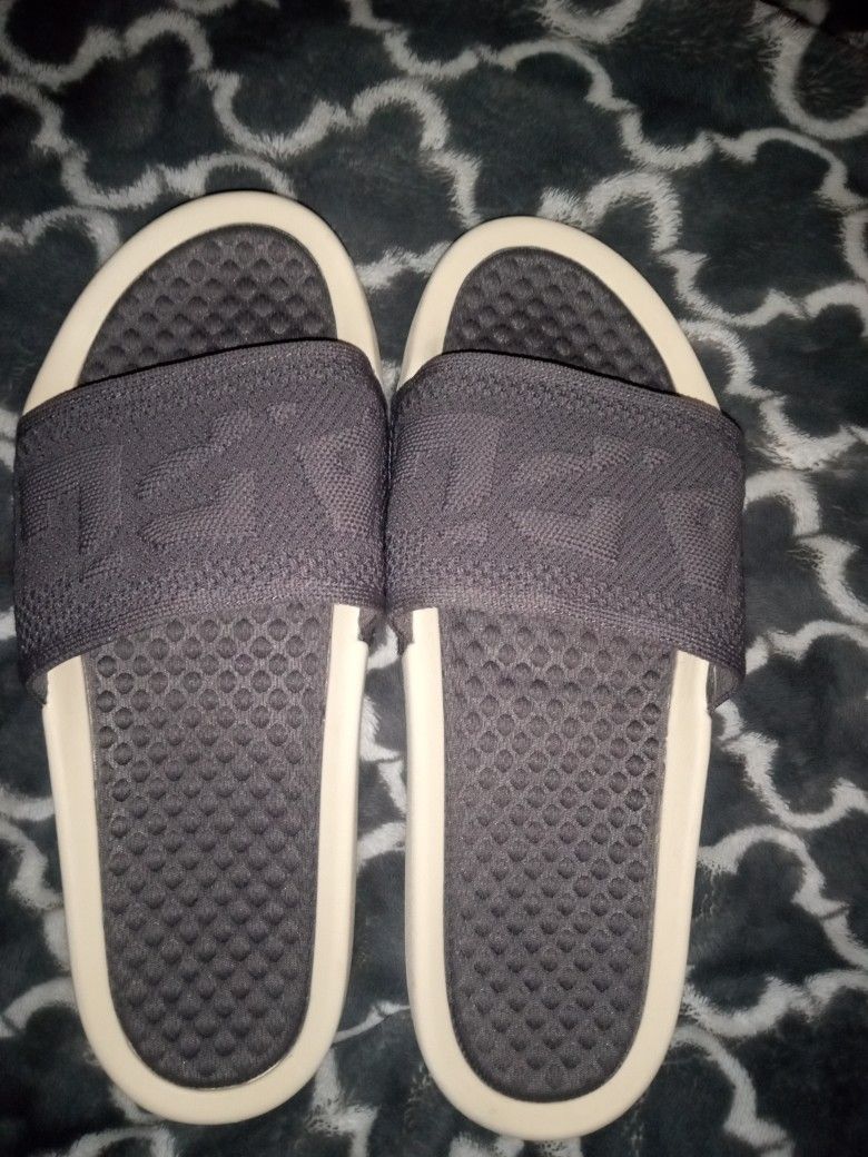 APL Women's Big Logo TechLoom Slide