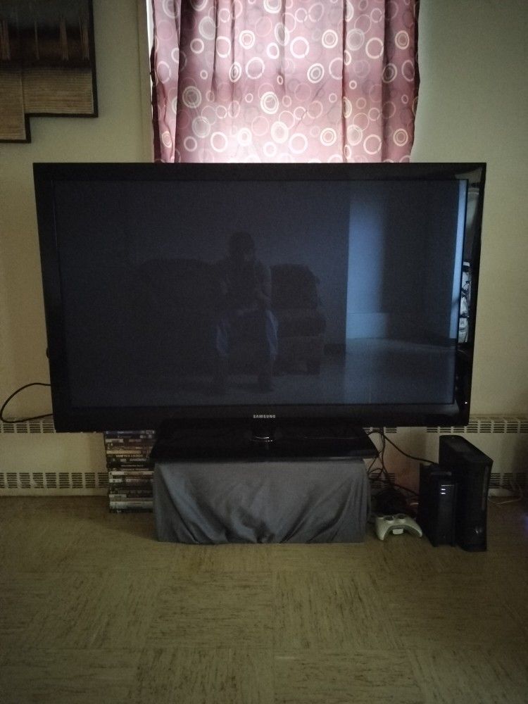 55" Plasma Samsung TV