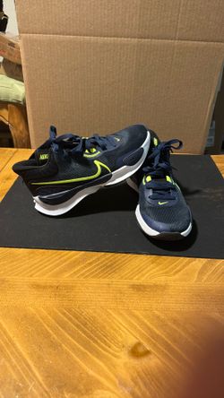 Nike Elevate 3 Shoes