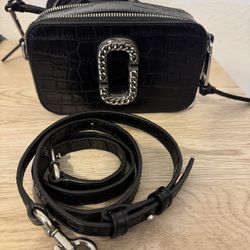 Marc Jacobs Cross Body Bag