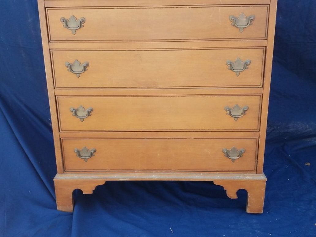 Whitney Maple Chest Of Drawers Circa 1930's