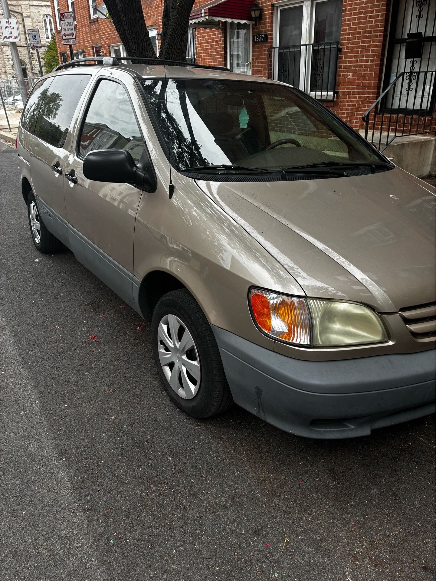 2003 Toyota Sienna