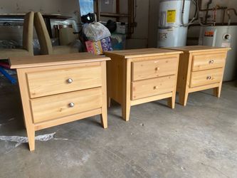 Set of 3 Wood 2-Drawer Nightstands