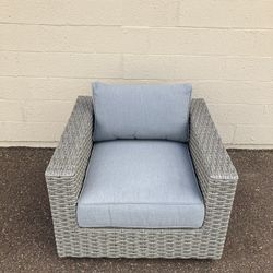 Wicker Patio Outdoor Armchair 