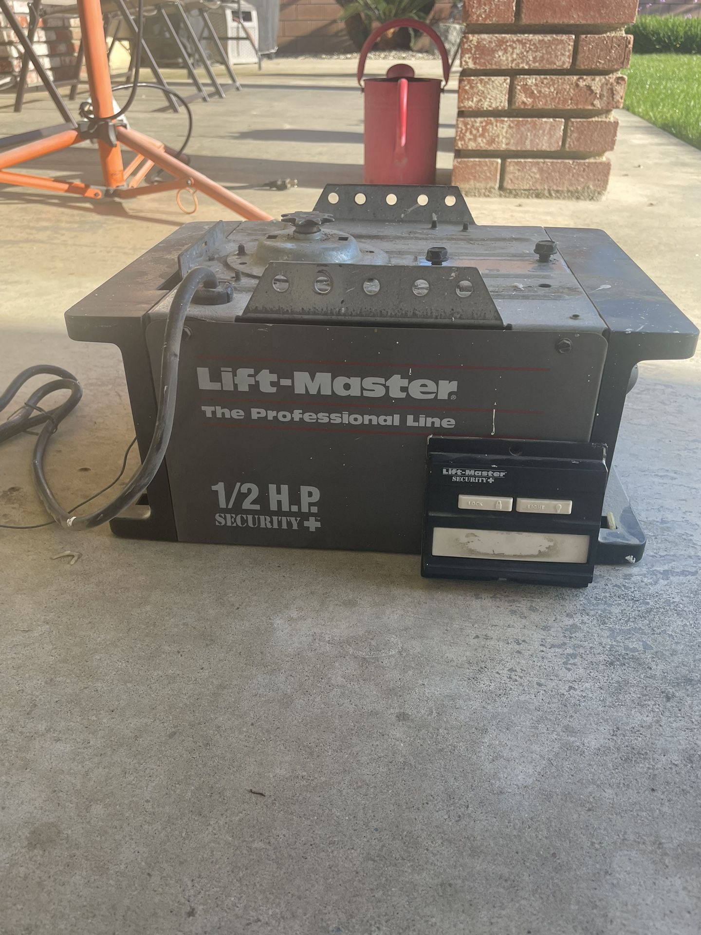 Garage door Opener 