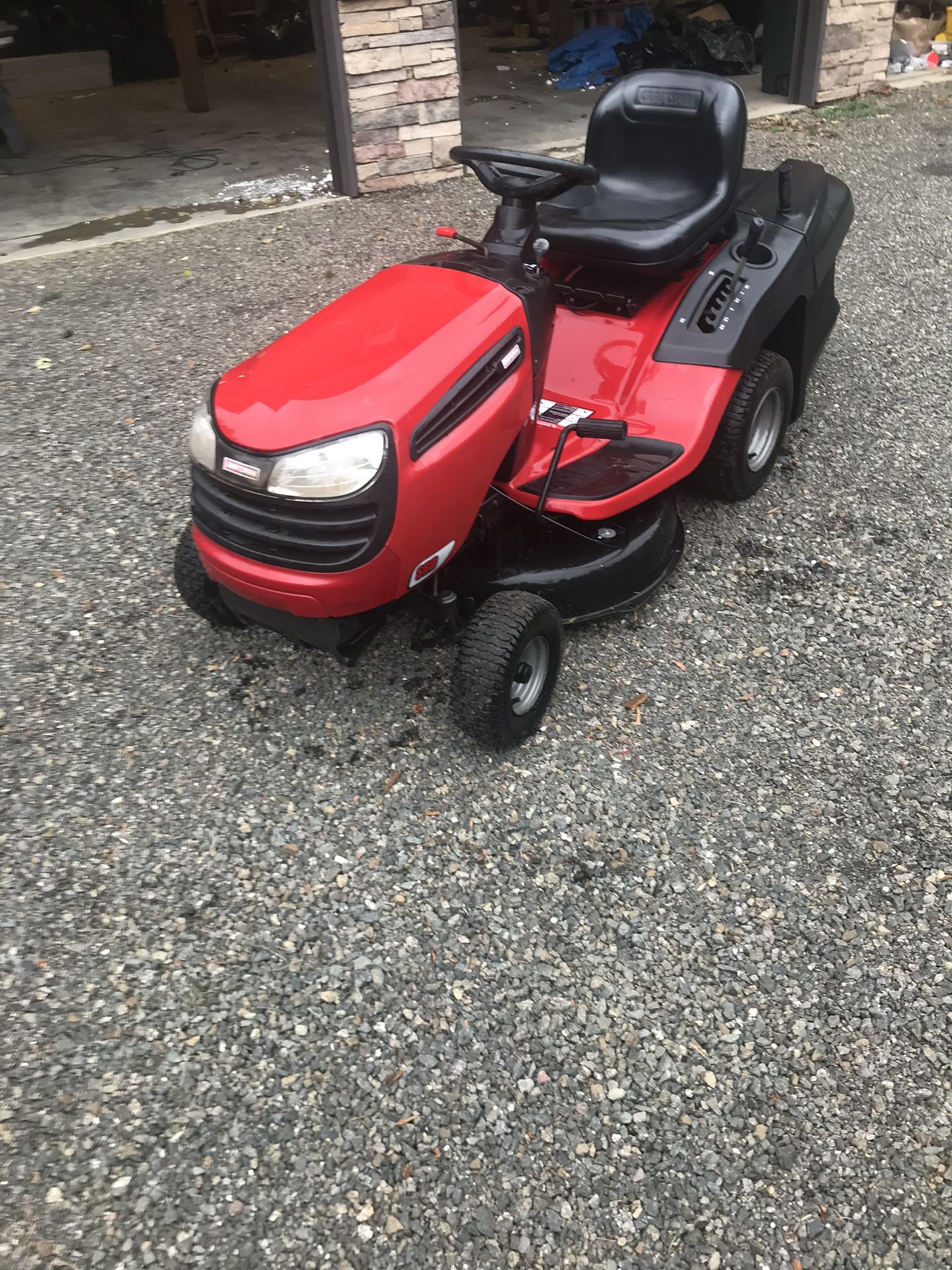 2009 Craftsman Riding Lawn Tractor 17.5 HP 30”