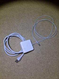 Apple 85W MagSafe Power Adapter with MagSafe2 converter