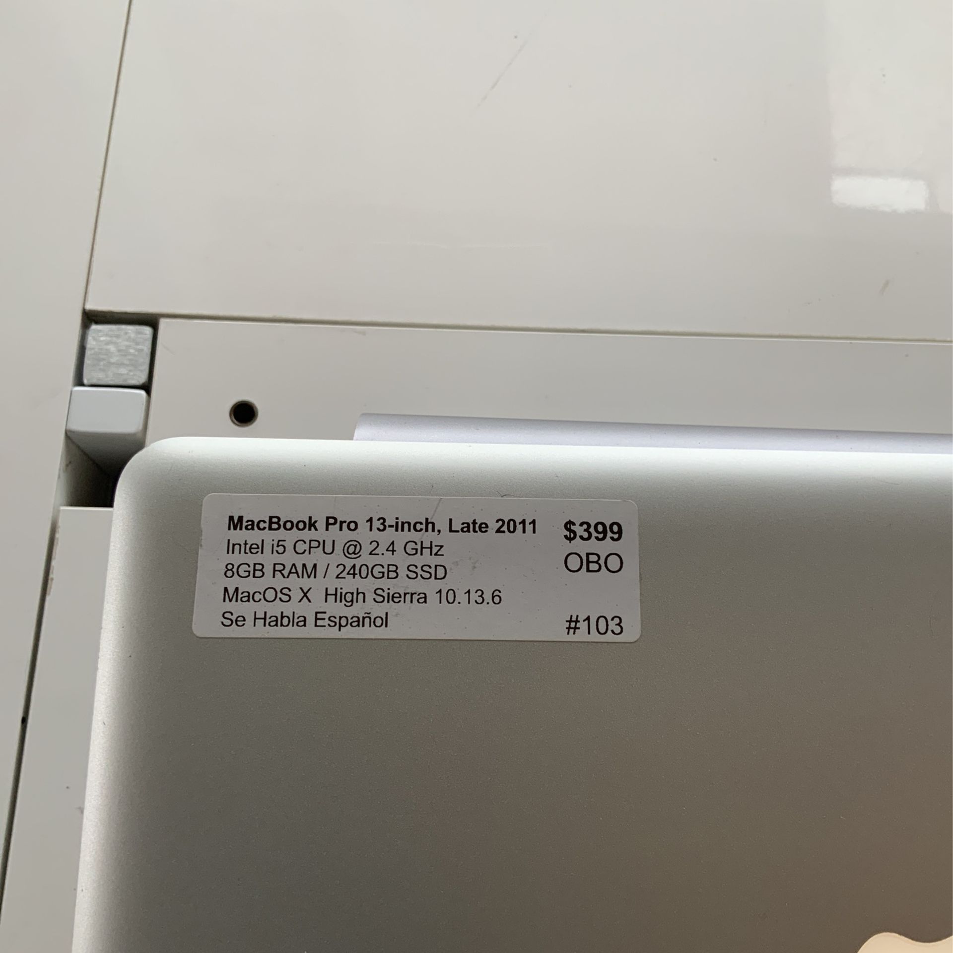 $399 OBO MacBook Pro 13-inch, Late 2011 Intel i5 CPU @ 2.4 GHz 8GB 