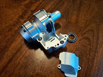 UDR Vitavon Aluminum transmission housing  1/7 Traxxas
