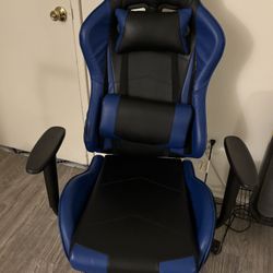Computer  Gaming Cheer . Used Almost New . 