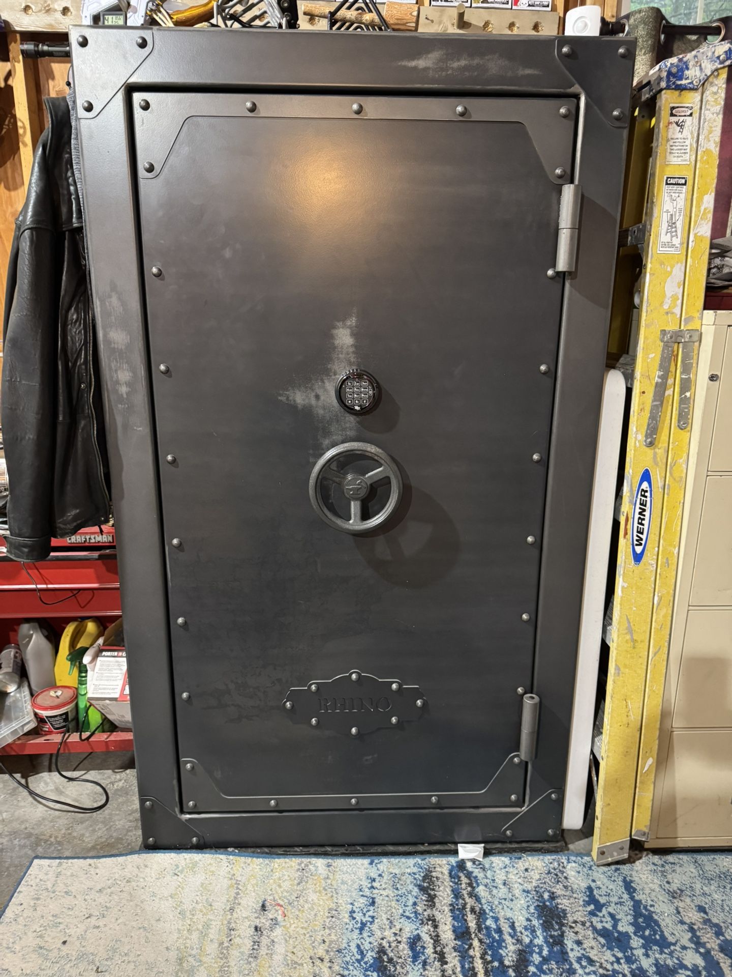 Rhino Gun Safe