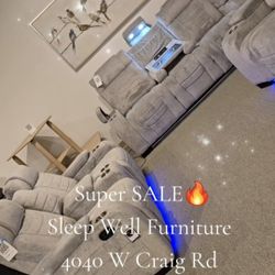 ✨️Reclining Sectionals Sofas ✨️ Furniture Sectionals, Bedrooms, Dining Avail