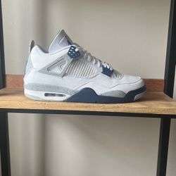 Jordan 4 Midnight Navy