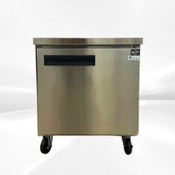 NSF Undercounter freezer 30 ins EUC30F
